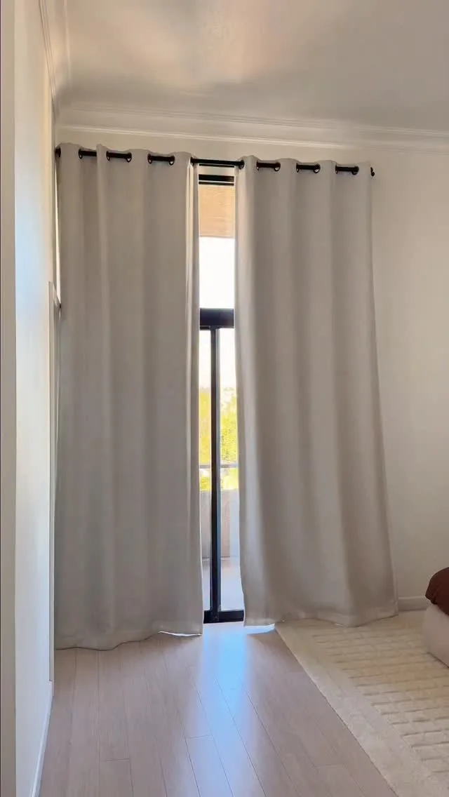 Part 13 of Making My Apartment Into a Home is all about window treatments. New curtains that are not only gorgeous, but also more practical.